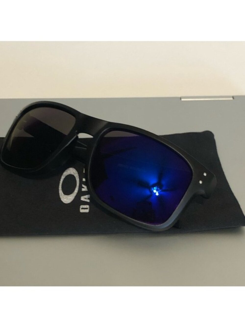 Holbrook Oakley Blue Reflective Lenses 9102 - Picture 4 of 6